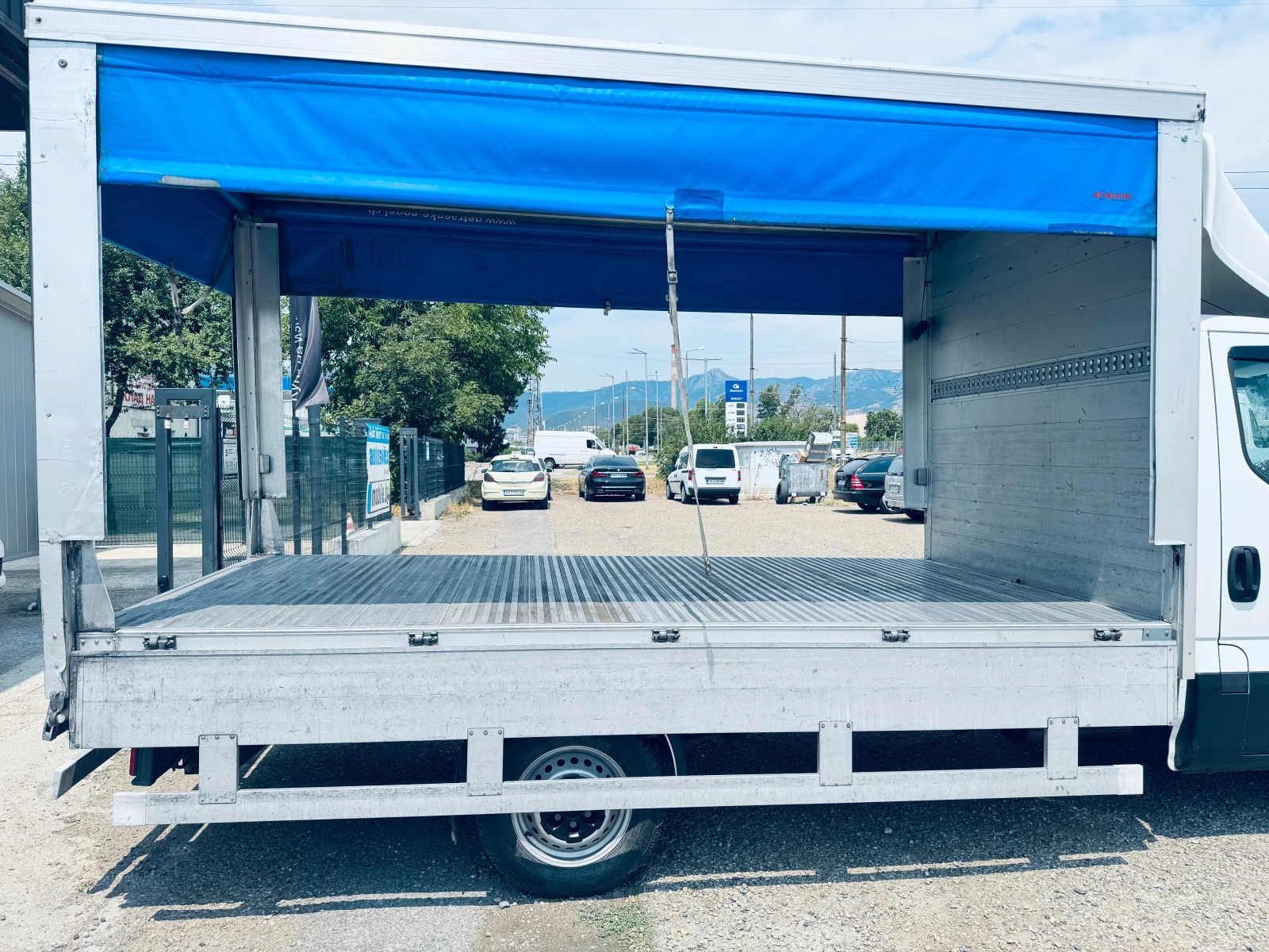 Iveco Daily Алуминиев Куфар - изображение 3