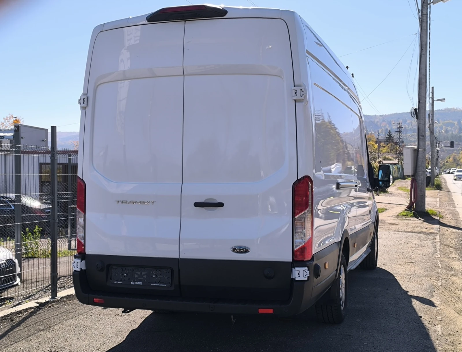 Ford Transit 350 L4H3 - изображение 4