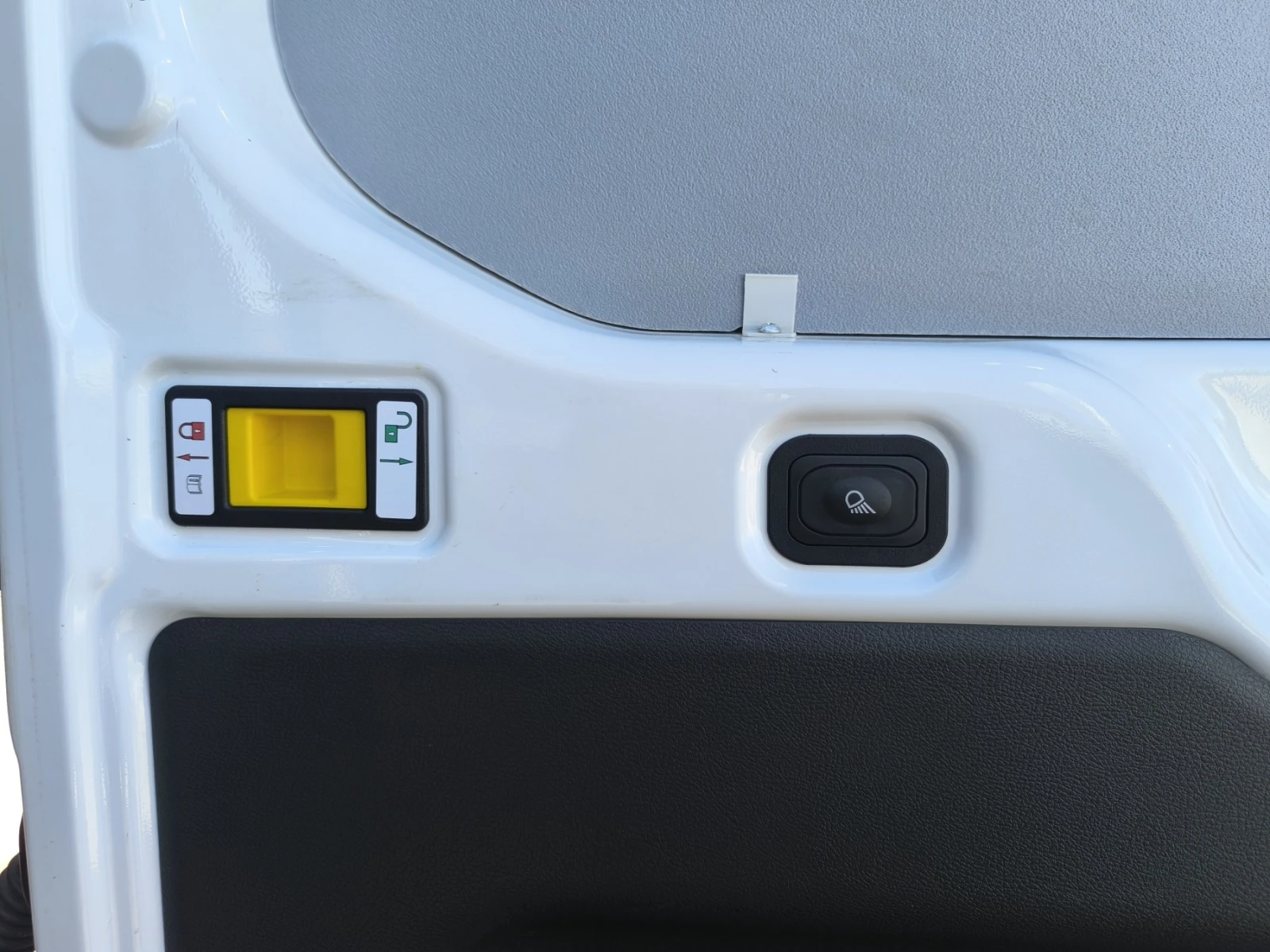 Ford Transit 350 L4H3 | Mobile.bg   17