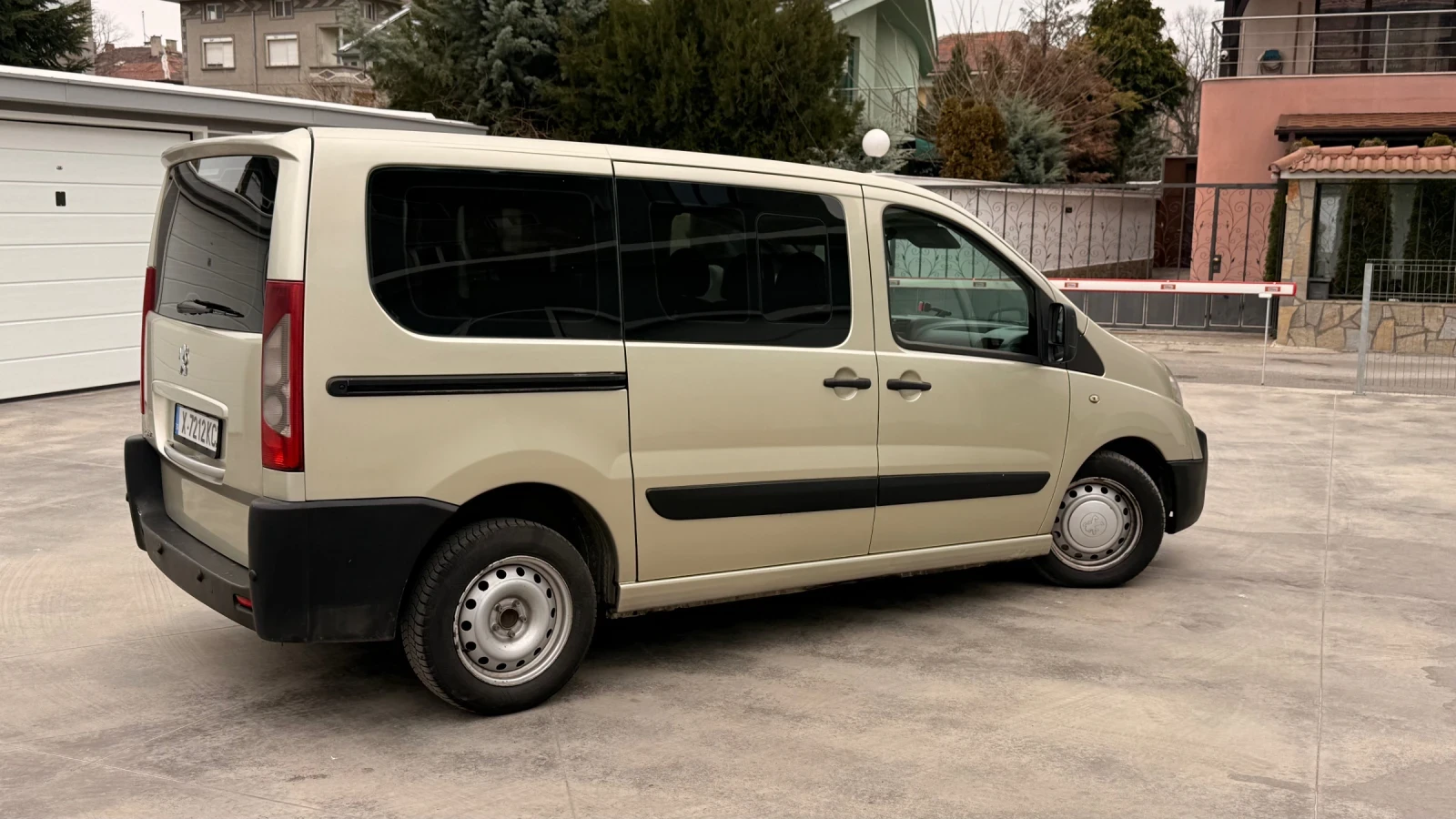 Peugeot Expert 2.0 HDI 8+ 1 места - изображение 4