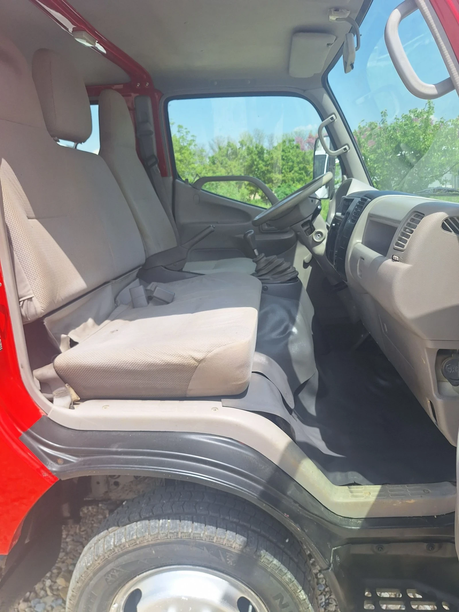 Toyota DYNA 3000тди 130к.с. Докаран на ход от Швейцария.До 3.5, снимка 16 - Бусове и автобуси - 54481578