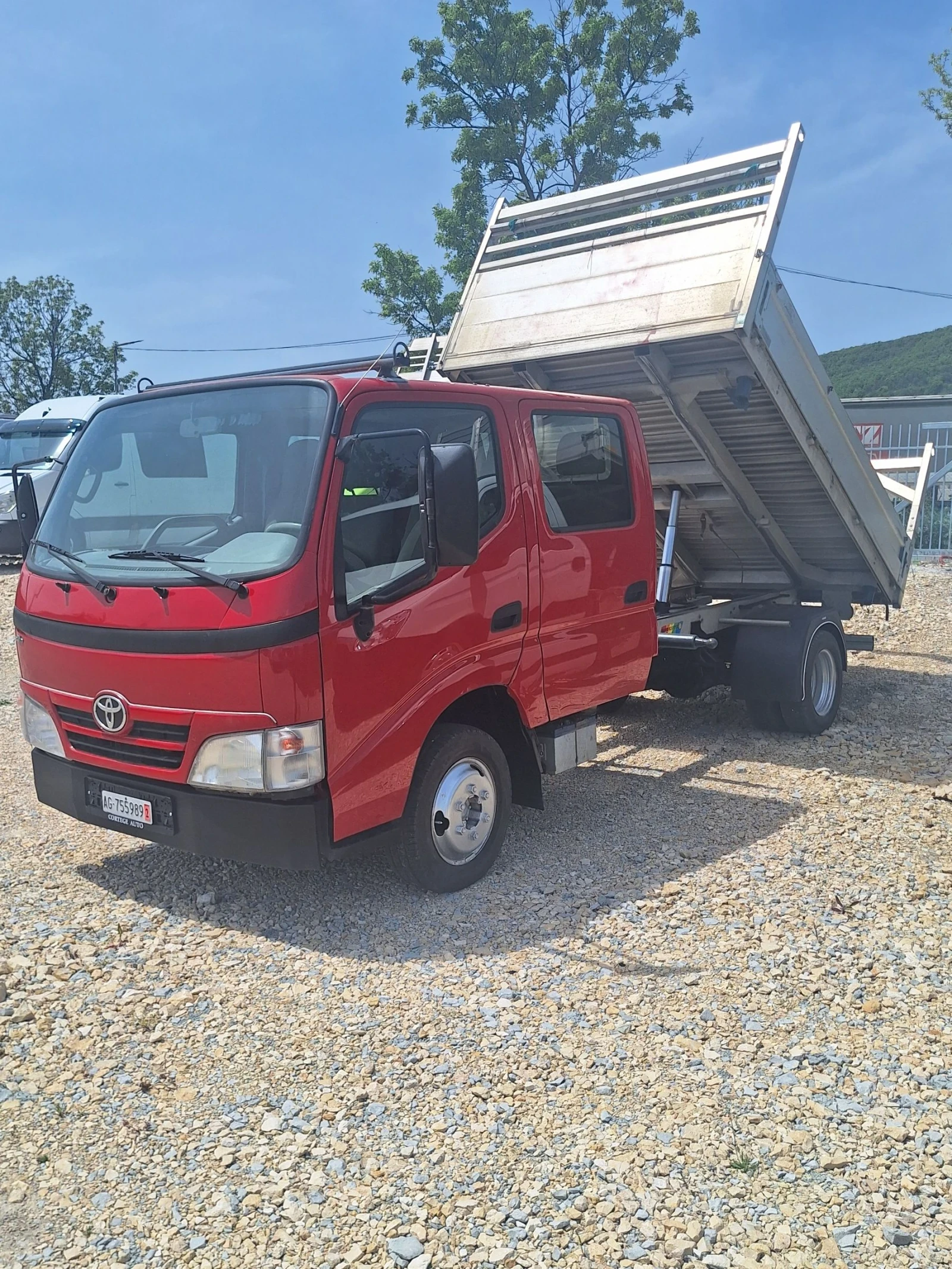 Toyota DYNA 3000тди 130к.с. Докаран на ход от Швейцария.До 3.5