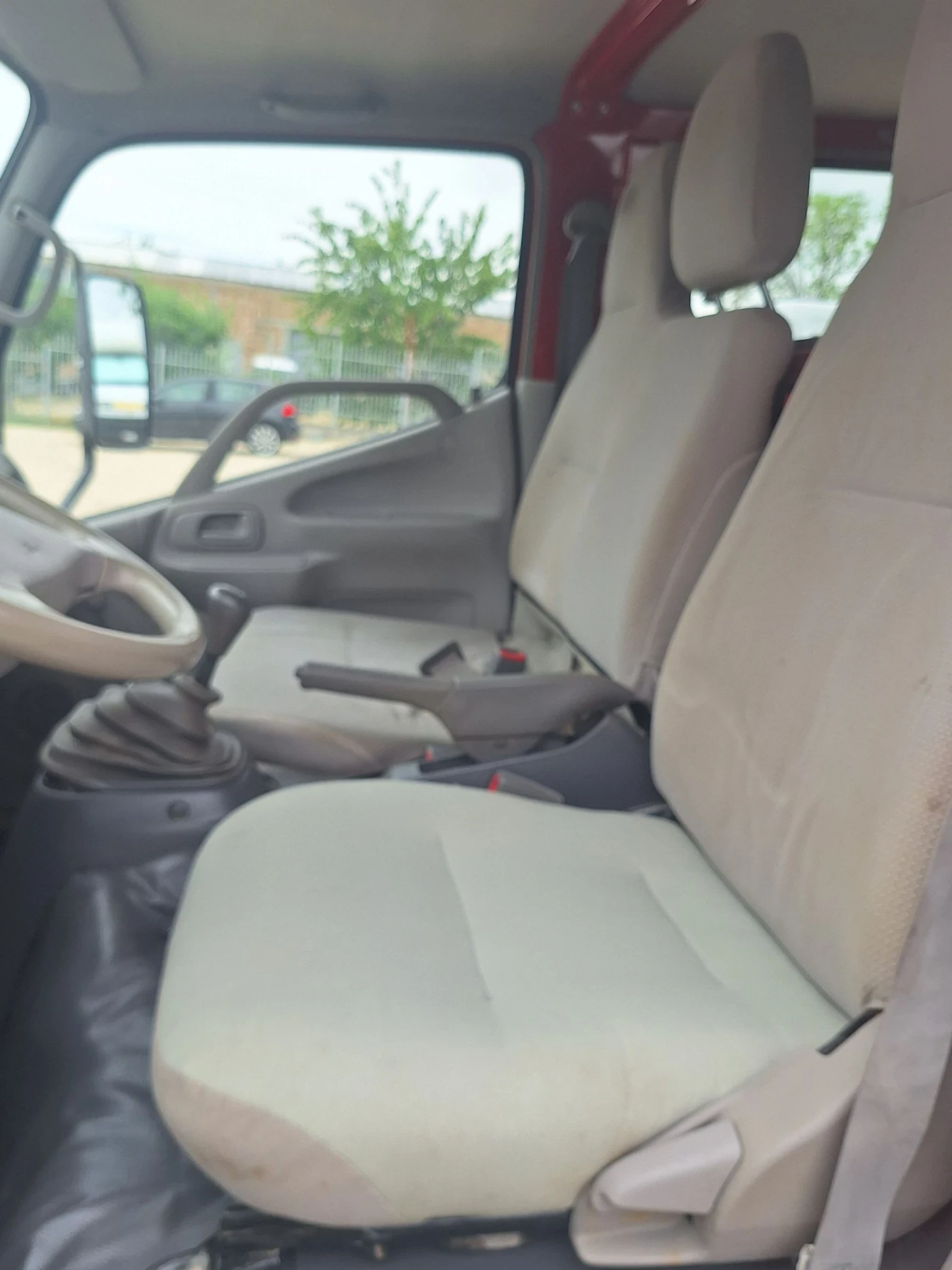Toyota DYNA 3000тди 130к.с. Докаран на ход от Швейцария.До 3.5, снимка 10 - Бусове и автобуси - 54481578