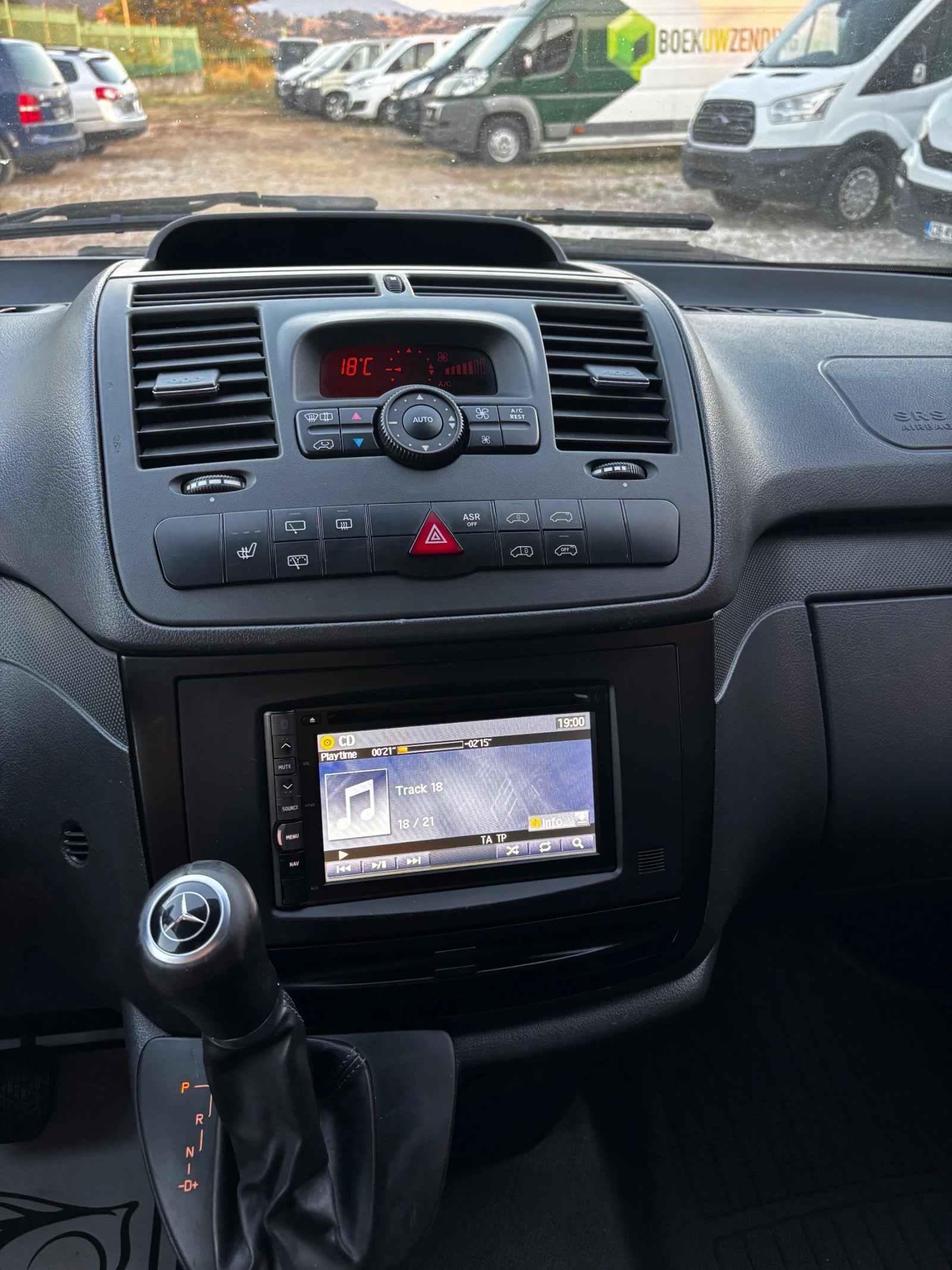 Mercedes-Benz Vito 3.0cdi КЛИМА АВТОМАТ , снимка 9 - Бусове и автобуси - 55743119