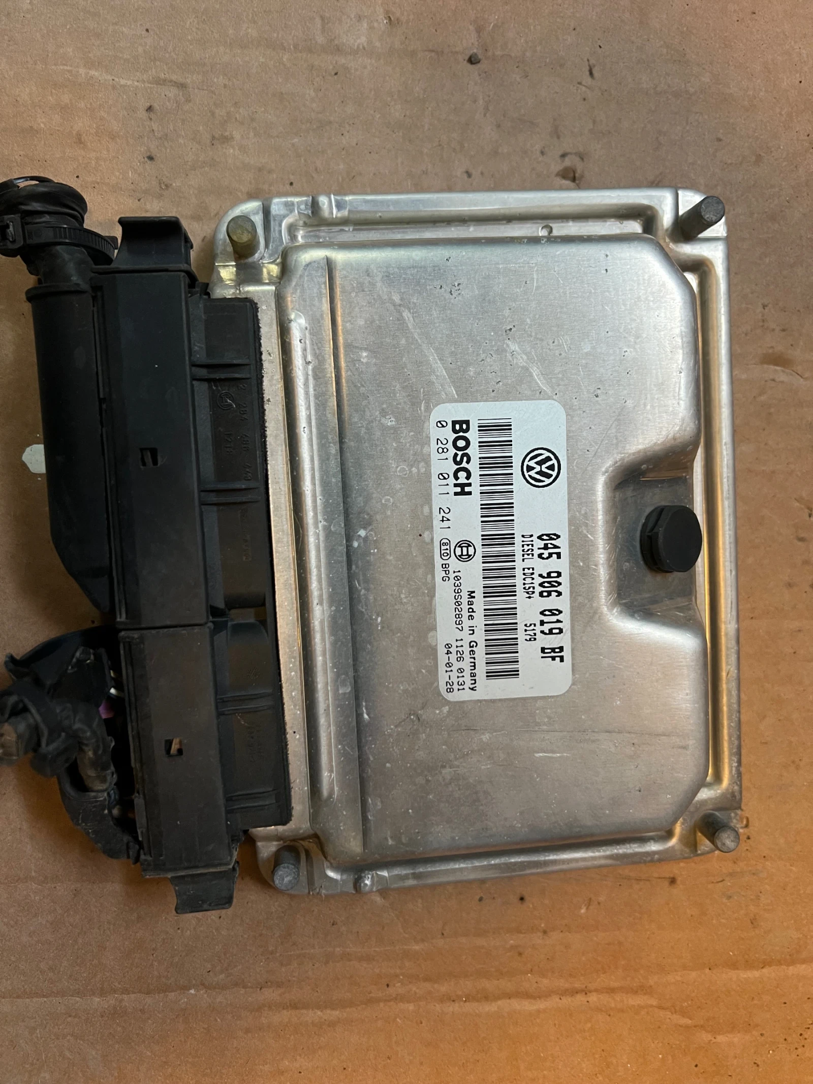 045 906 019 BF Компютър двигател VW Polo 1.4 TDI 0281 011 241 045906019BF 0281011241 | Mobile.bg — изображение 1