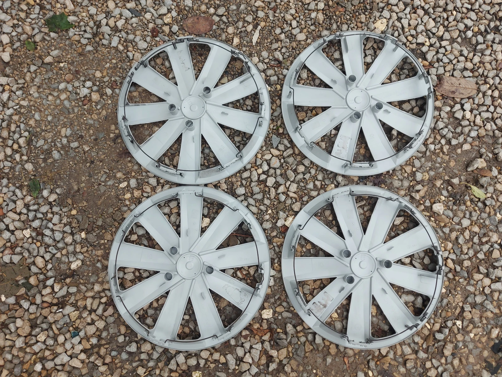   VW 16  | Mobile.bg   6