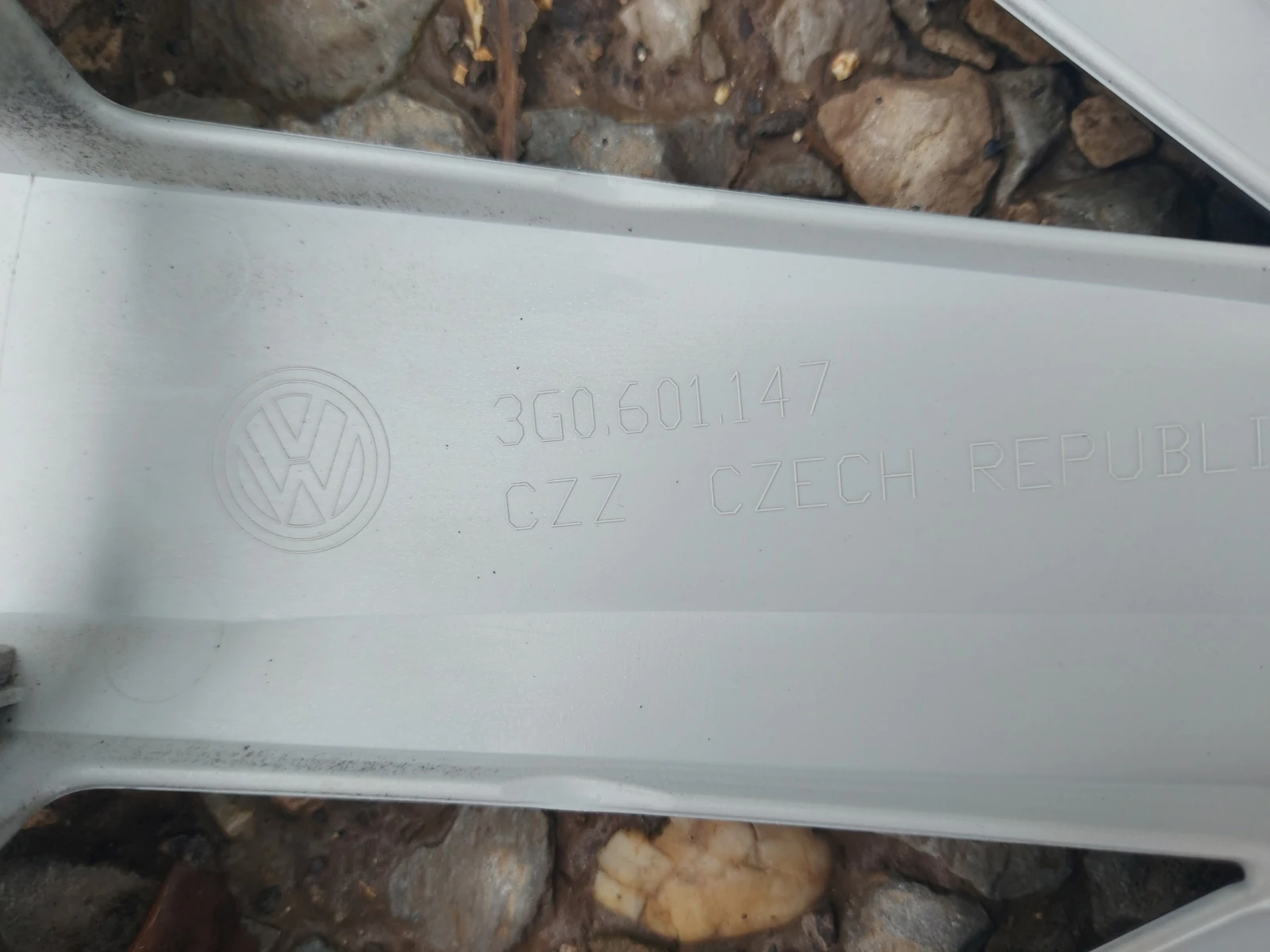   VW 16  | Mobile.bg   7