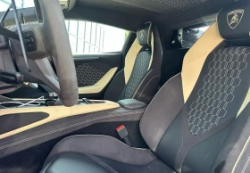Lamborghini Revuelto V12 Carbon Paket, снимка 6