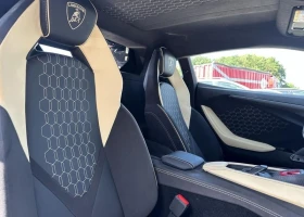 Lamborghini Revuelto V12 Carbon Paket, снимка 7
