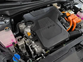 Hyundai Elantra Hybrid (Cn7) Modern, снимка 6