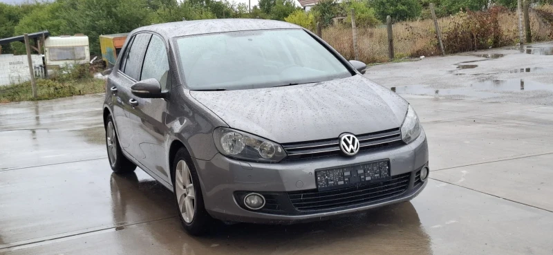 VW Golf 1.6i 102kc full, снимка 3 - Автомобили и джипове - 47209016