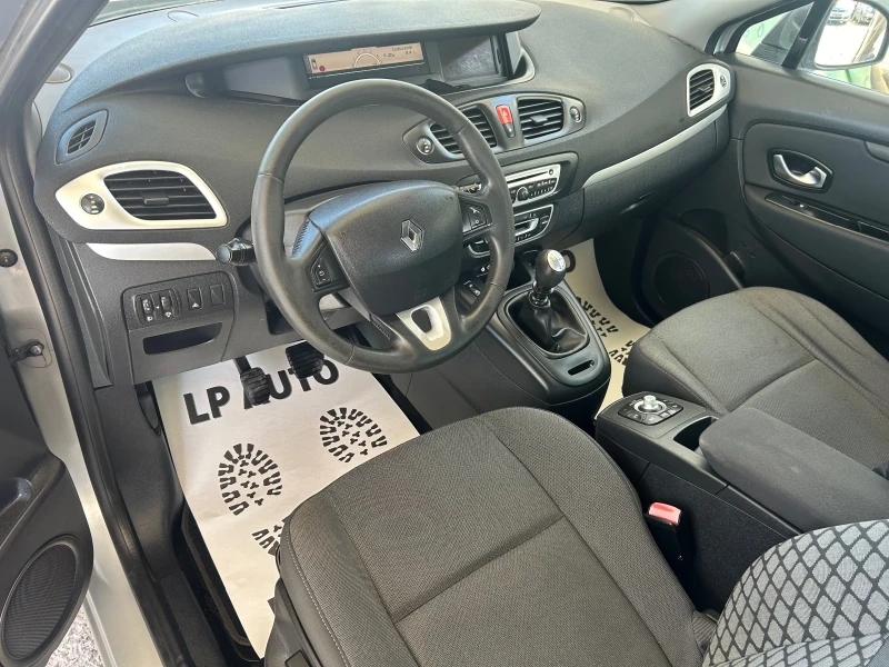 Renault Grand scenic 1.9d 130k.c 7-местен Нави Камера, снимка 7 - Автомобили и джипове - 47290516