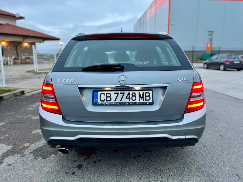 Mercedes-Benz C 220 AMG-Line, снимка 8 - Автомобили и джипове - 48281749