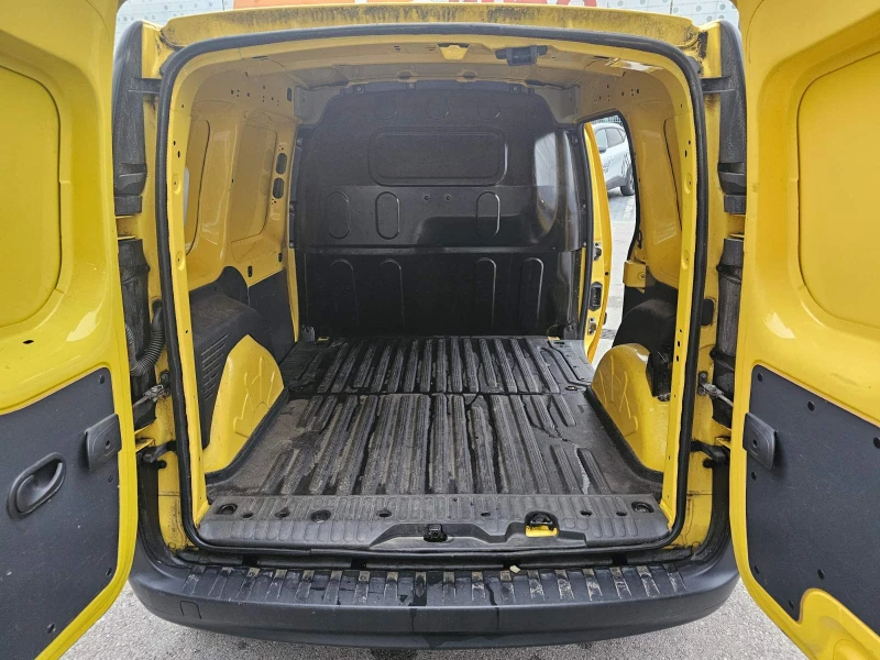 Renault Kangoo dCi 90 к.с. дизел, снимка 13 - Автомобили и джипове - 48357688