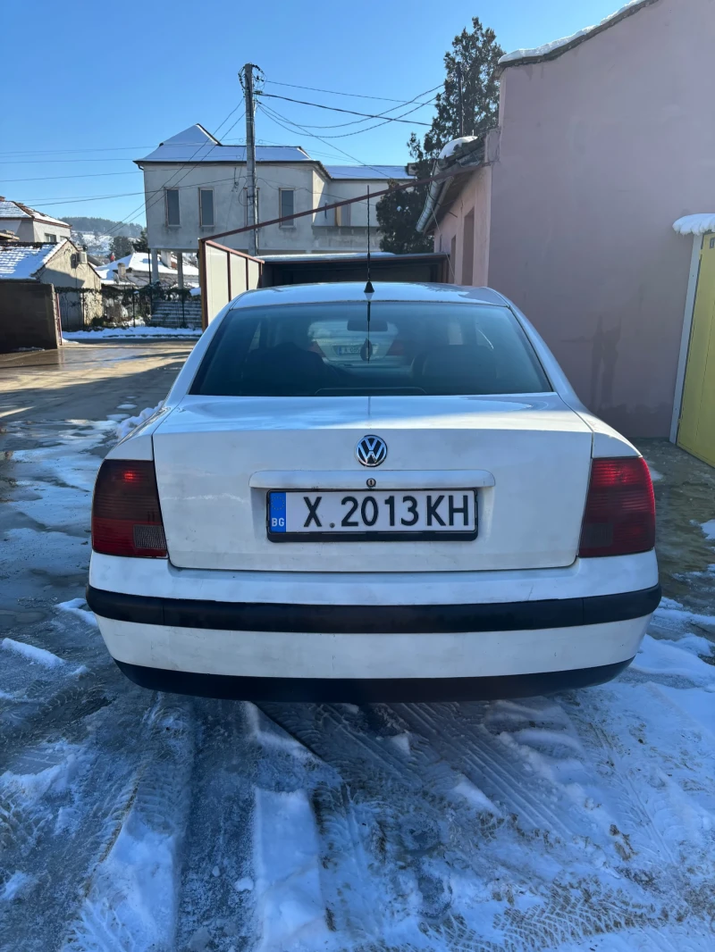 VW Passat, снимка 3 - Автомобили и джипове - 48721180