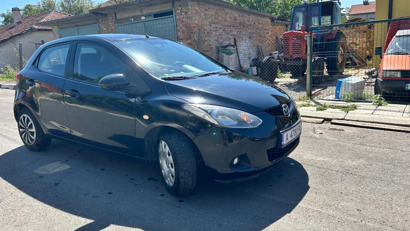 Mazda 2, снимка 4 - Автомобили и джипове - 51570970