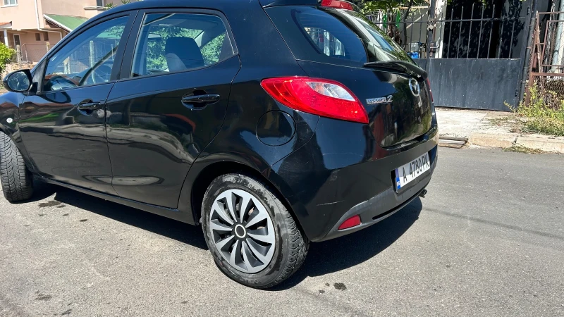 Mazda 2, снимка 2 - Автомобили и джипове - 51570970