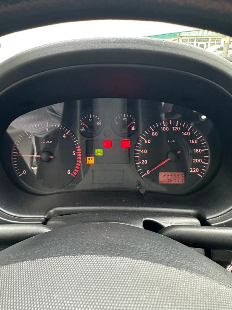 Seat Cordoba 1.9TDI, снимка 5 - Автомобили и джипове - 52553059