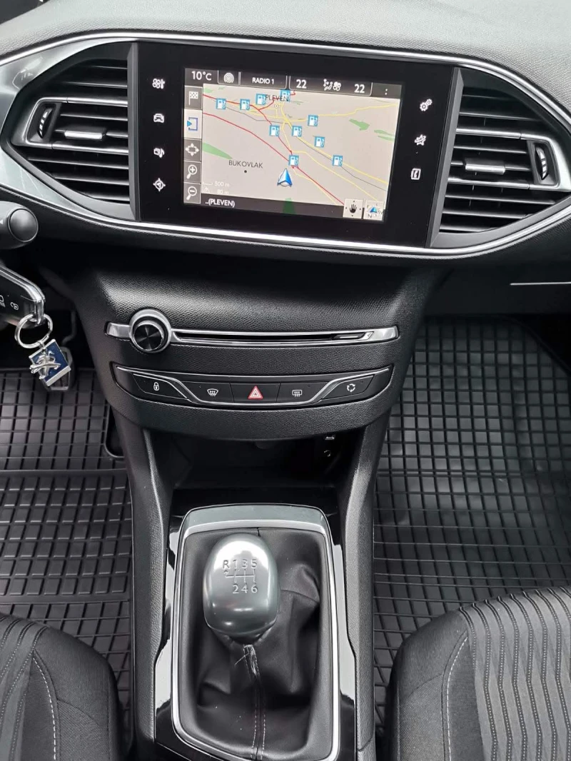 Peugeot 308 1.6 HDI 120 K.C, снимка 12 - Автомобили и джипове - 52494176