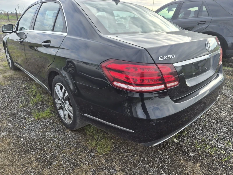 Mercedes-Benz E 250, снимка 8 - Автомобили и джипове - 52706517