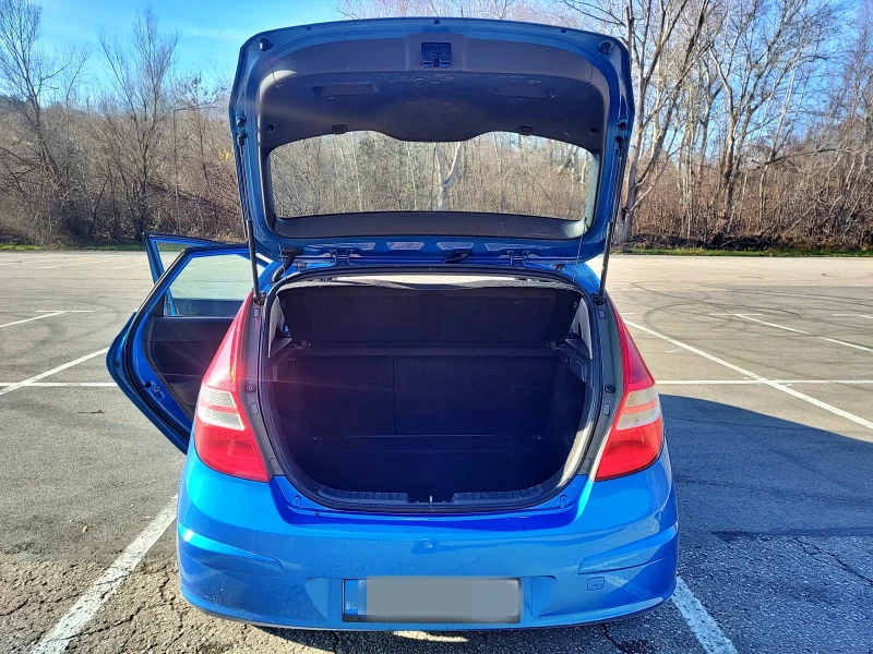 Hyundai I30, снимка 7 - Автомобили и джипове - 52728955
