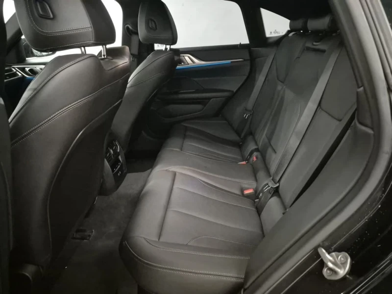 BMW i4 * EDRIVE35 * CARFAX * цена до българия, снимка 13 - Автомобили и джипове - 53179086