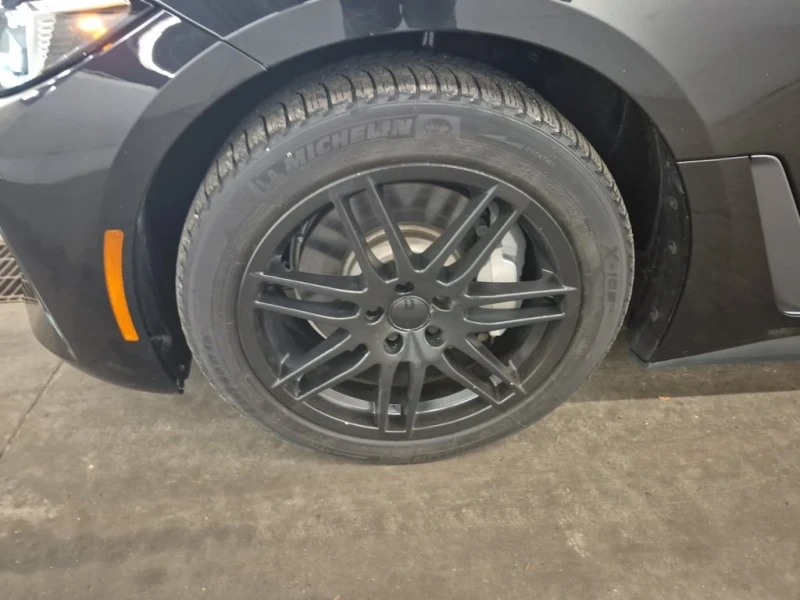 BMW i4 * EDRIVE35 * CARFAX * цена до българия, снимка 8 - Автомобили и джипове - 53179086