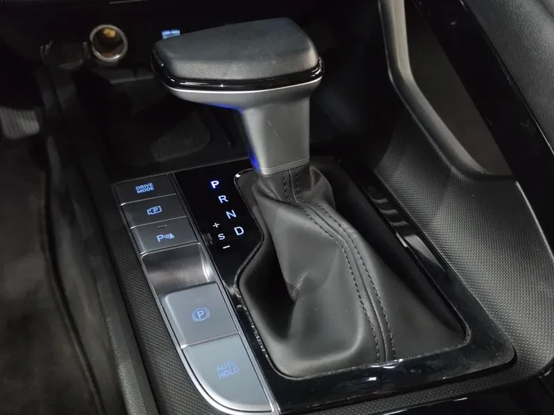 Hyundai Elantra Hybrid (Cn7) Modern, снимка 9 - Автомобили и джипове - 56719702