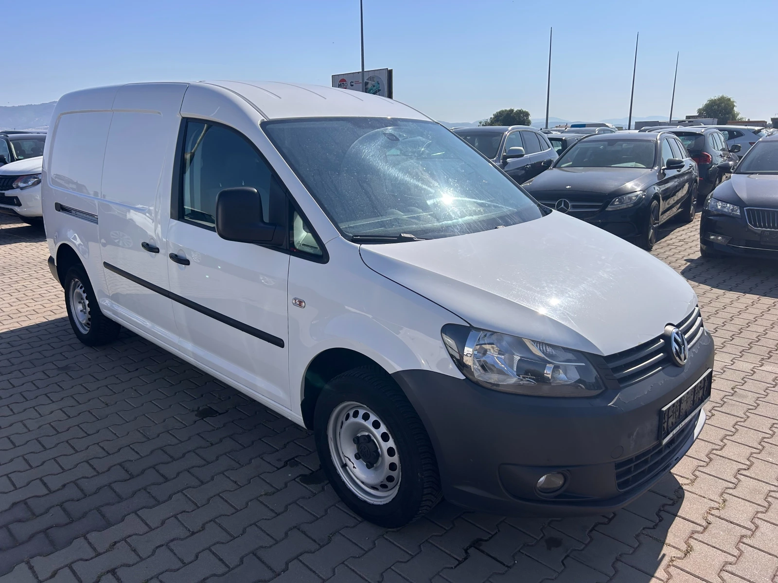 VW Caddy MAXI 1.6TDI EURO 5 - изображение 4
