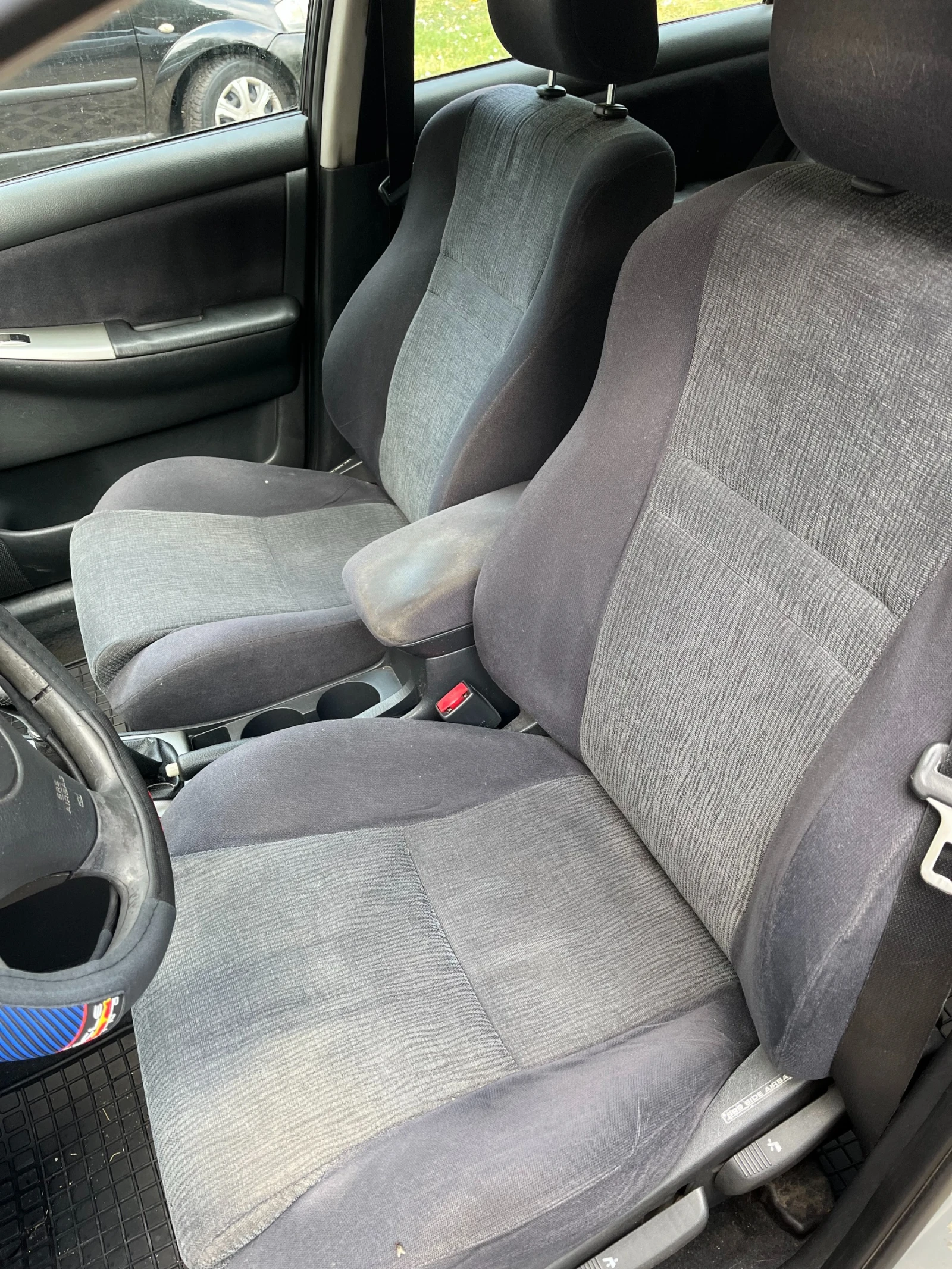 Toyota Corolla  - изображение 8