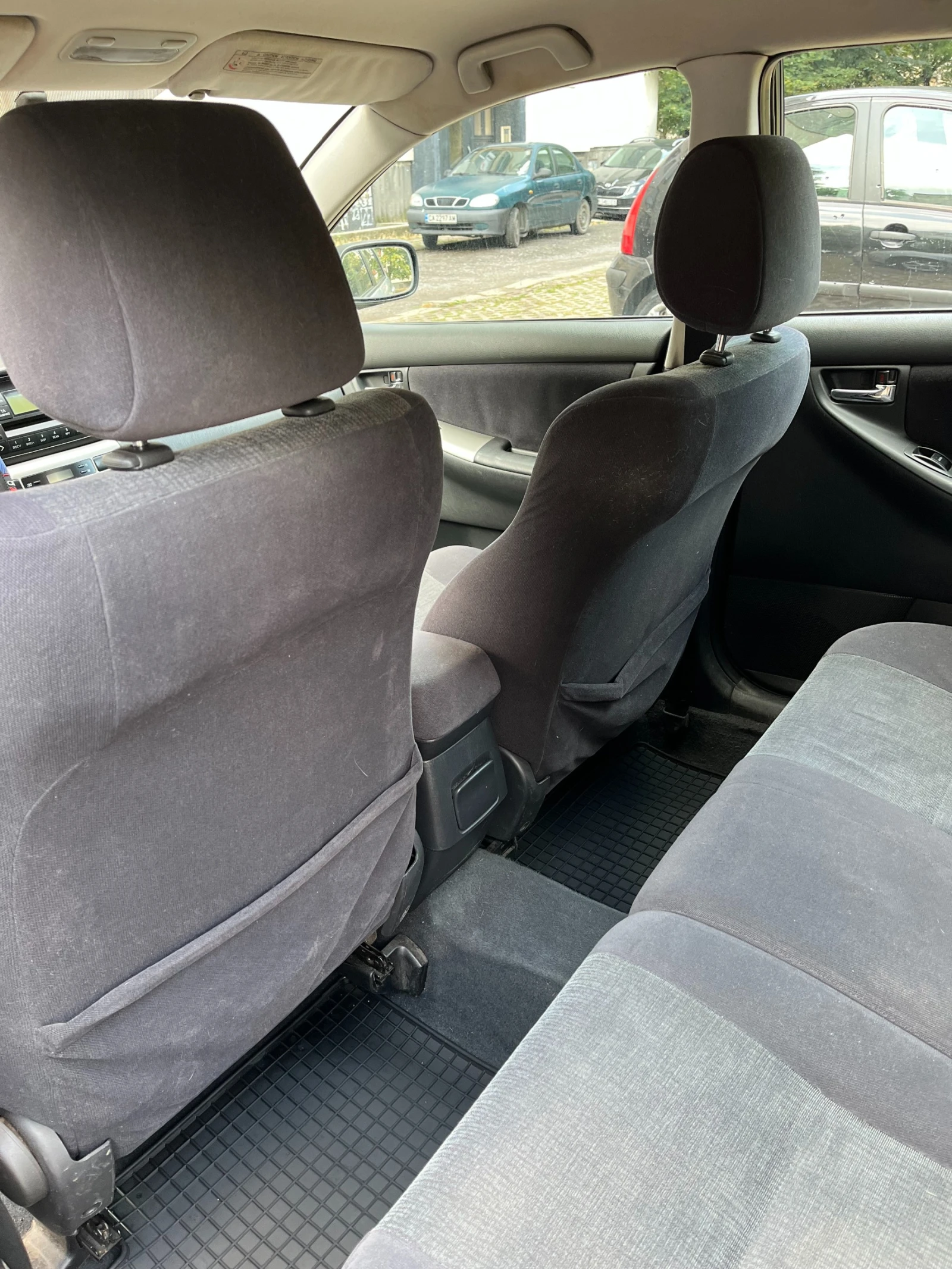 Toyota Corolla  - изображение 10