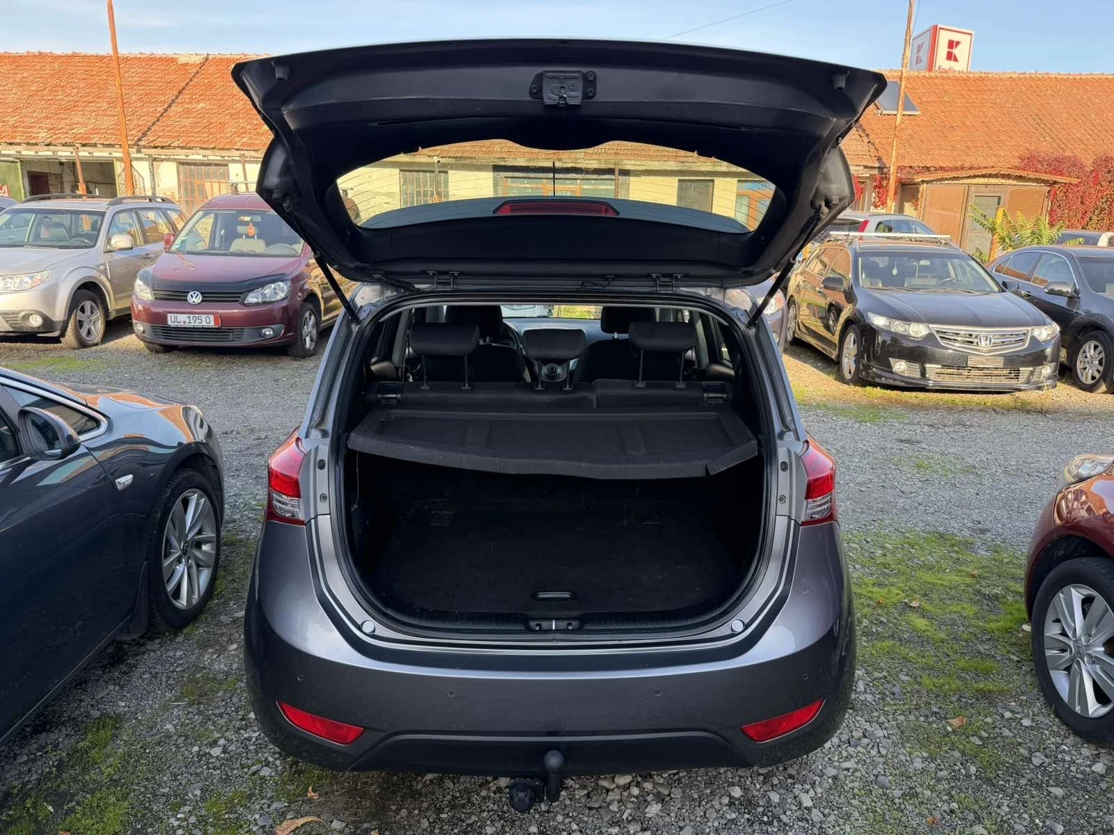 Hyundai Ix20 1.6i Automat - изображение 8