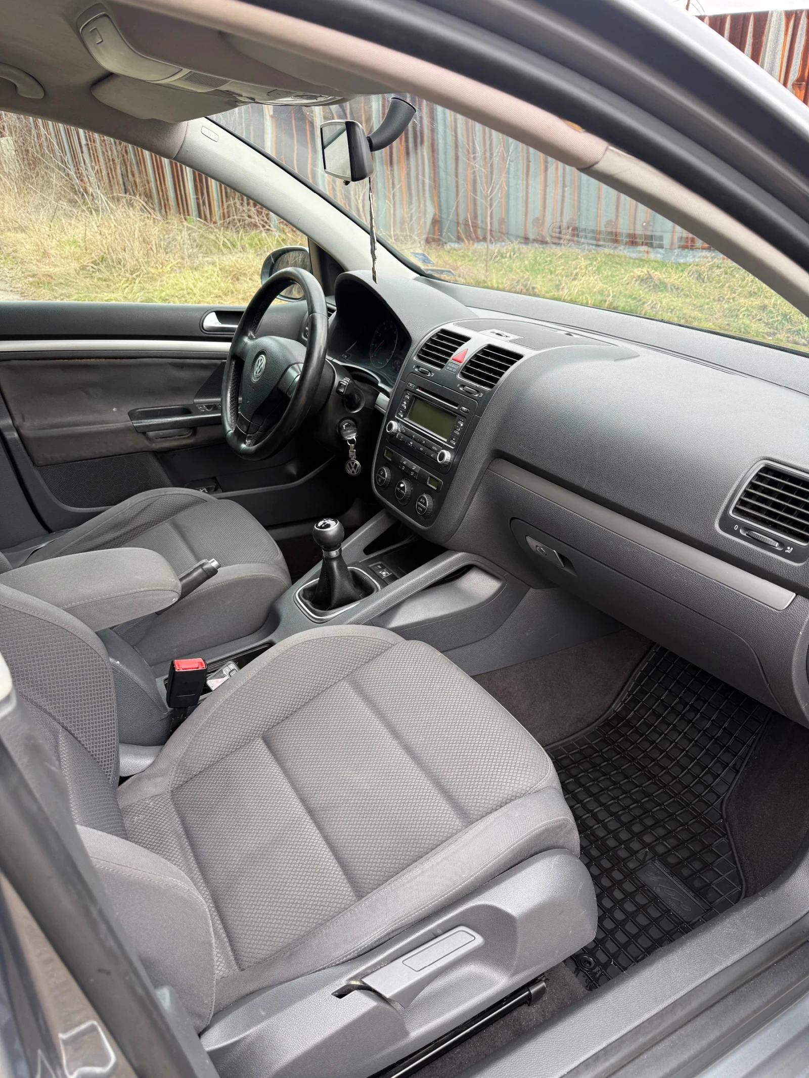 VW Golf 1.6 FSI/ГАЗ - изображение 9