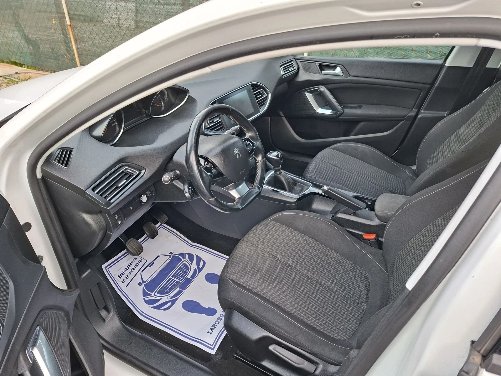 Peugeot 308 Gaz, снимка 7 - Автомобили и джипове - 53471928