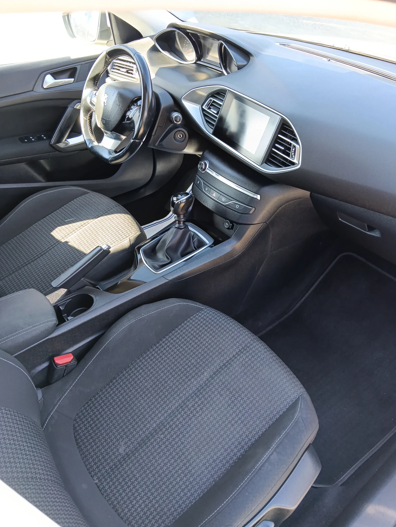 Peugeot 308 Gaz, снимка 14 - Автомобили и джипове - 53471928