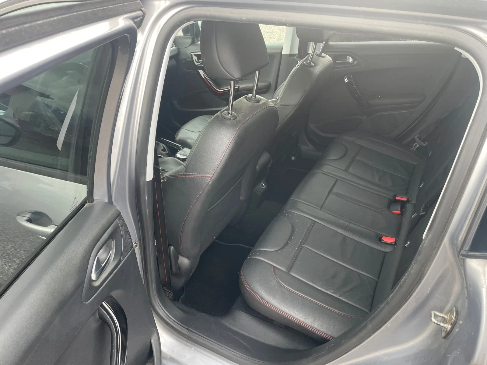 Peugeot 2008 1.5HDI GTLine - изображение 10