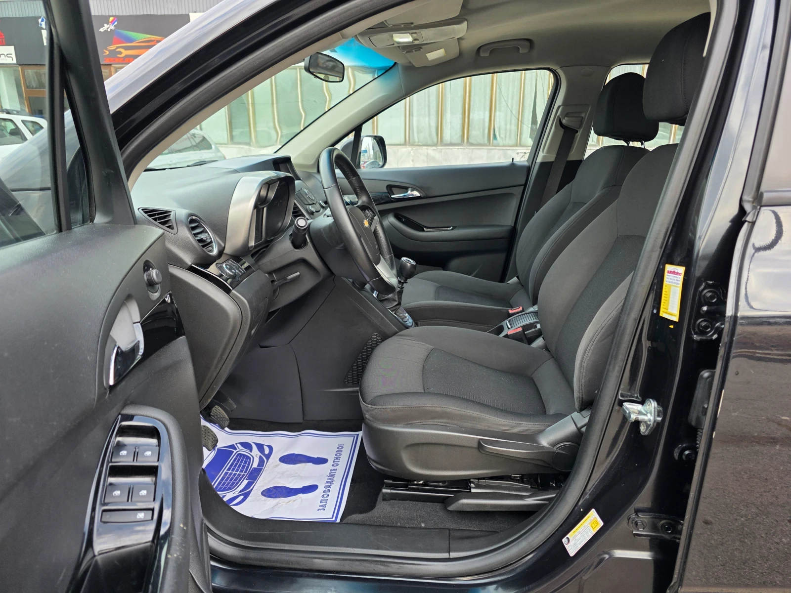 Chevrolet Orlando 1.8i 141k.c EURO 5 UNIKAT ITALIA , снимка 12 - Автомобили и джипове - 53715561