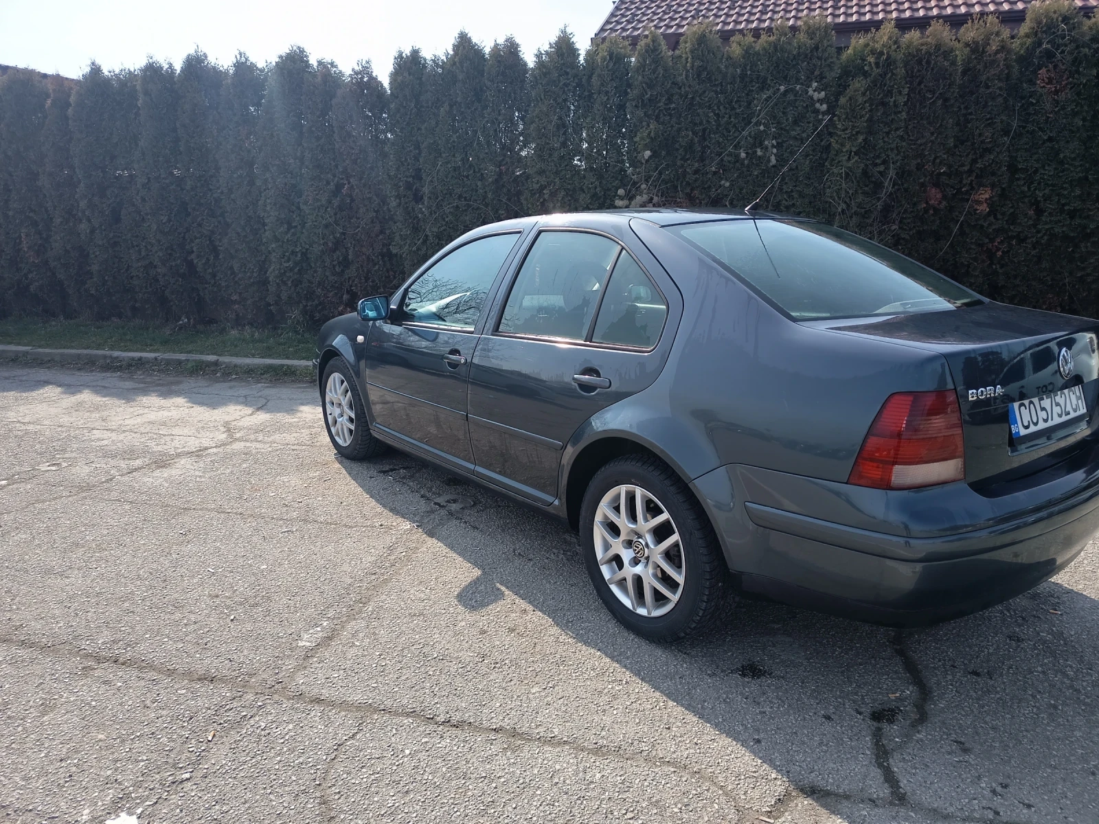 VW Bora 1.9 ТДИ 116 к.с, снимка 5 - Автомобили и джипове - 53753850