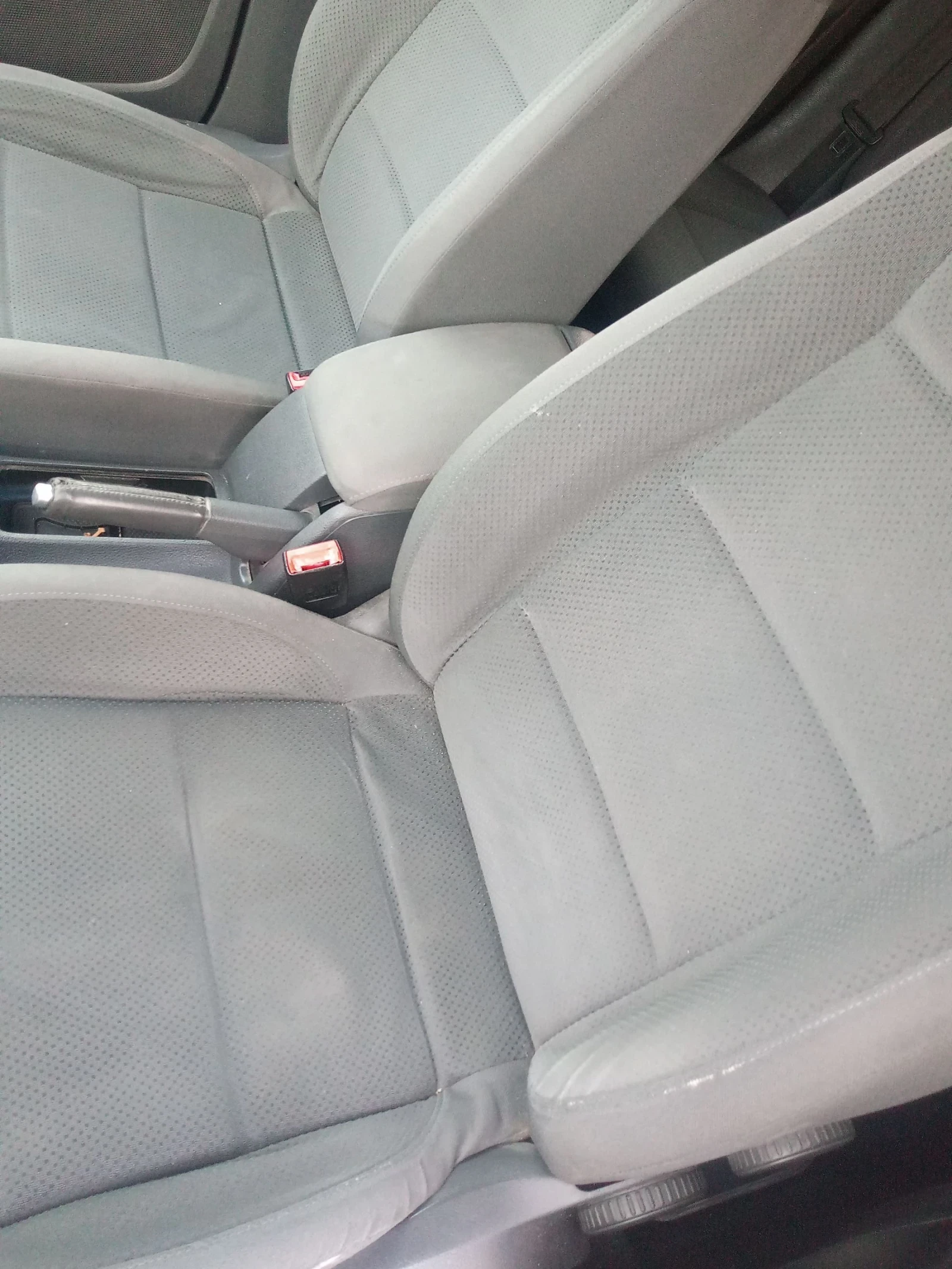 VW Golf 1.6 газ, снимка 9 - Автомобили и джипове - 53958682