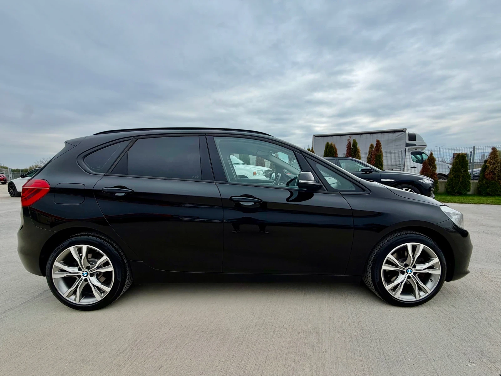 BMW 220 d M-Pack-Уникат-Топ-Топ!!!, снимка 6 - Автомобили и джипове - 54163307