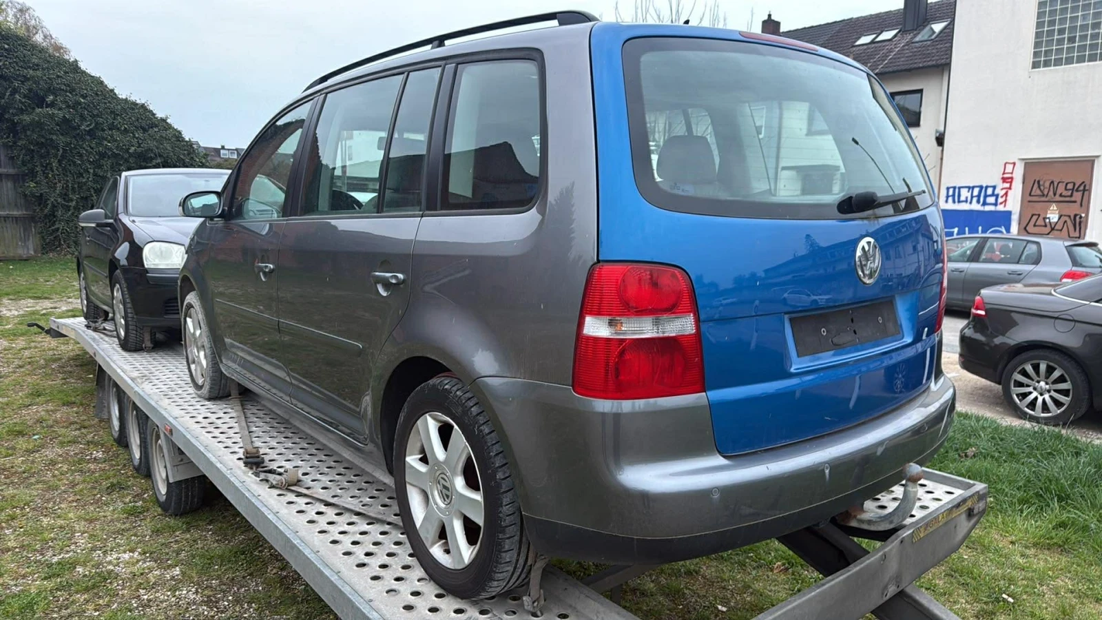 VW Touran  1.4 TSI 7 Места , снимка 3 - Автомобили и джипове - 54241777