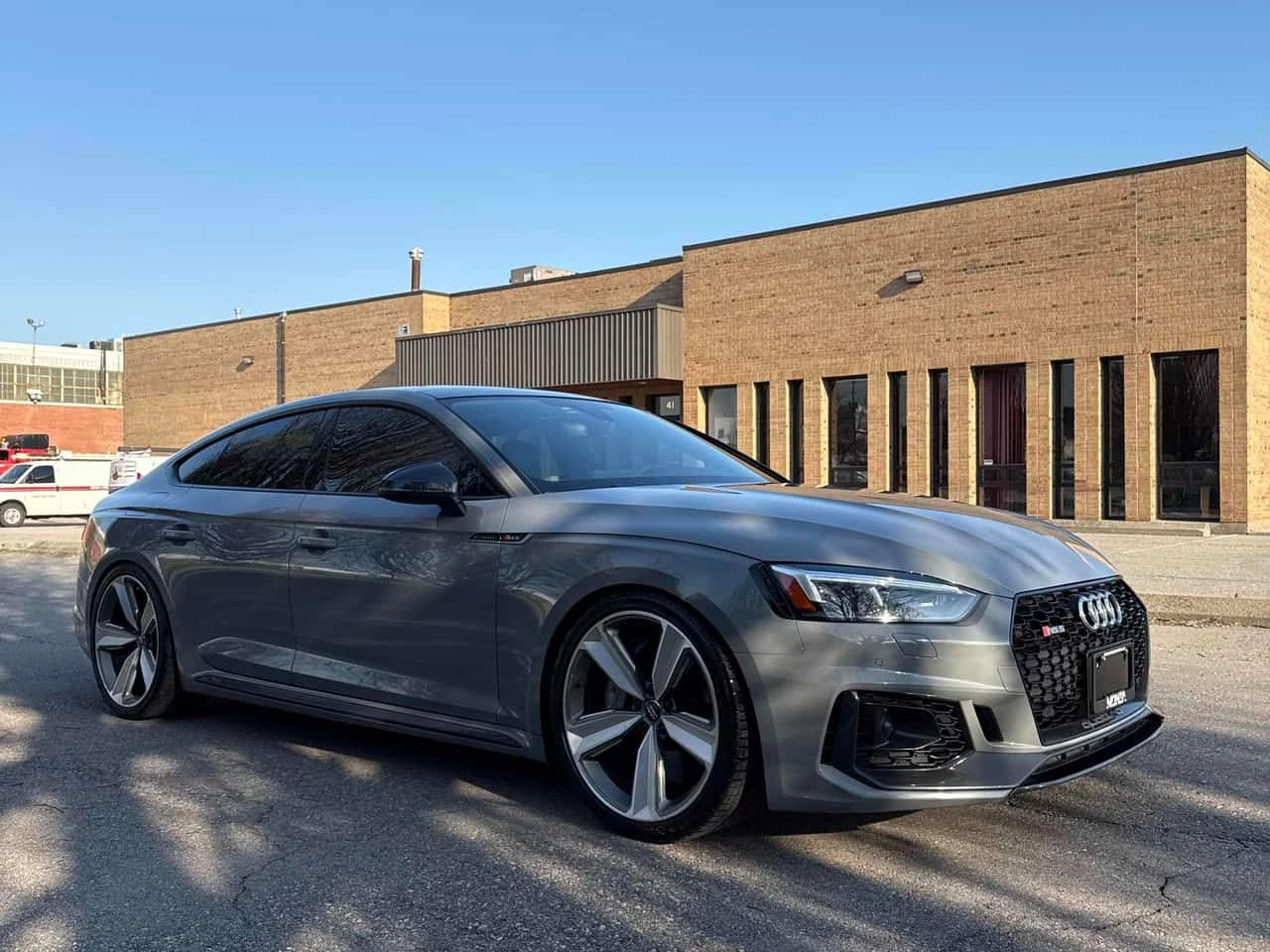 Audi Rs5 * ДИСТРОНИК* 360 КАМЕРА* CARBON PACK* , снимка 2 - Автомобили и джипове - 54301227