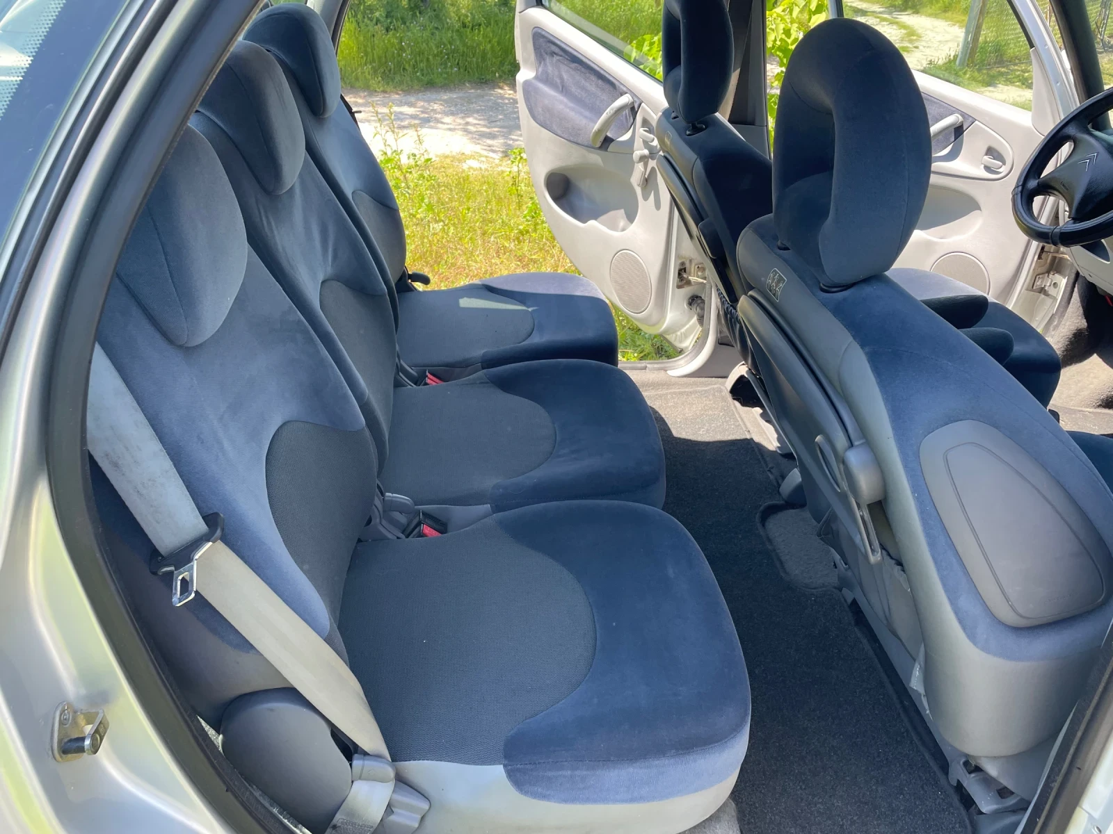 Citroen Xsara picasso 1.6 HDI, снимка 14 - Автомобили и джипове - 54593618