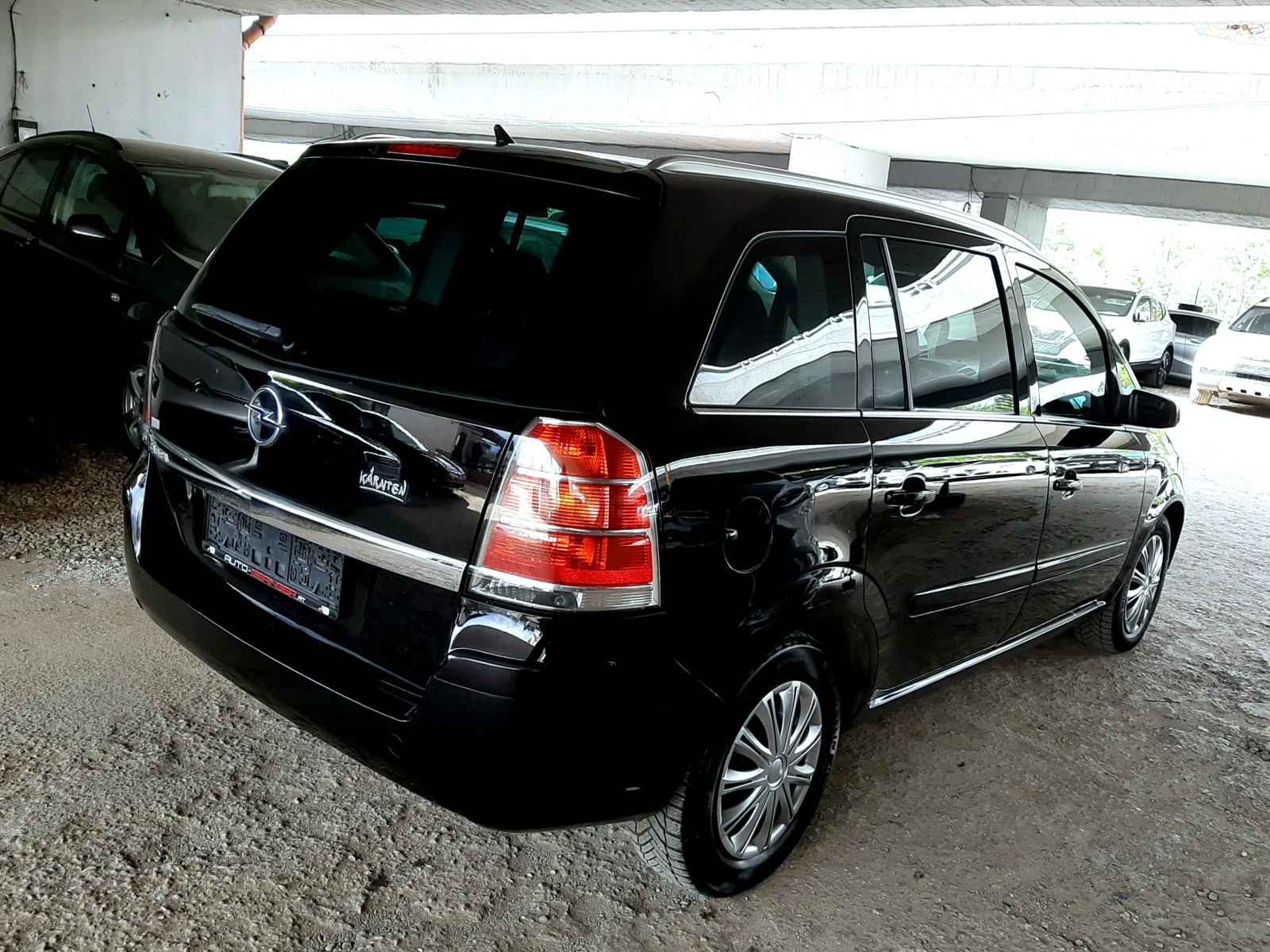 Opel Zafira 1.6-105-COSMO ! , снимка 6 - Автомобили и джипове - 54634961