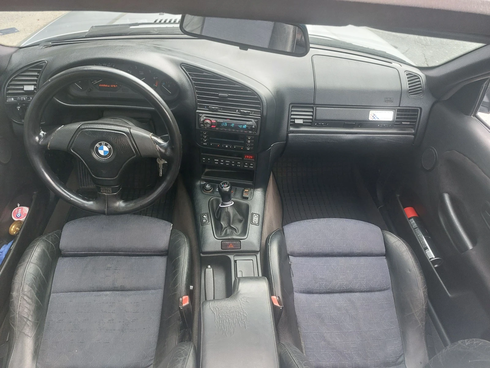BMW 318 1.8is, снимка 5 - Автомобили и джипове - 55185643