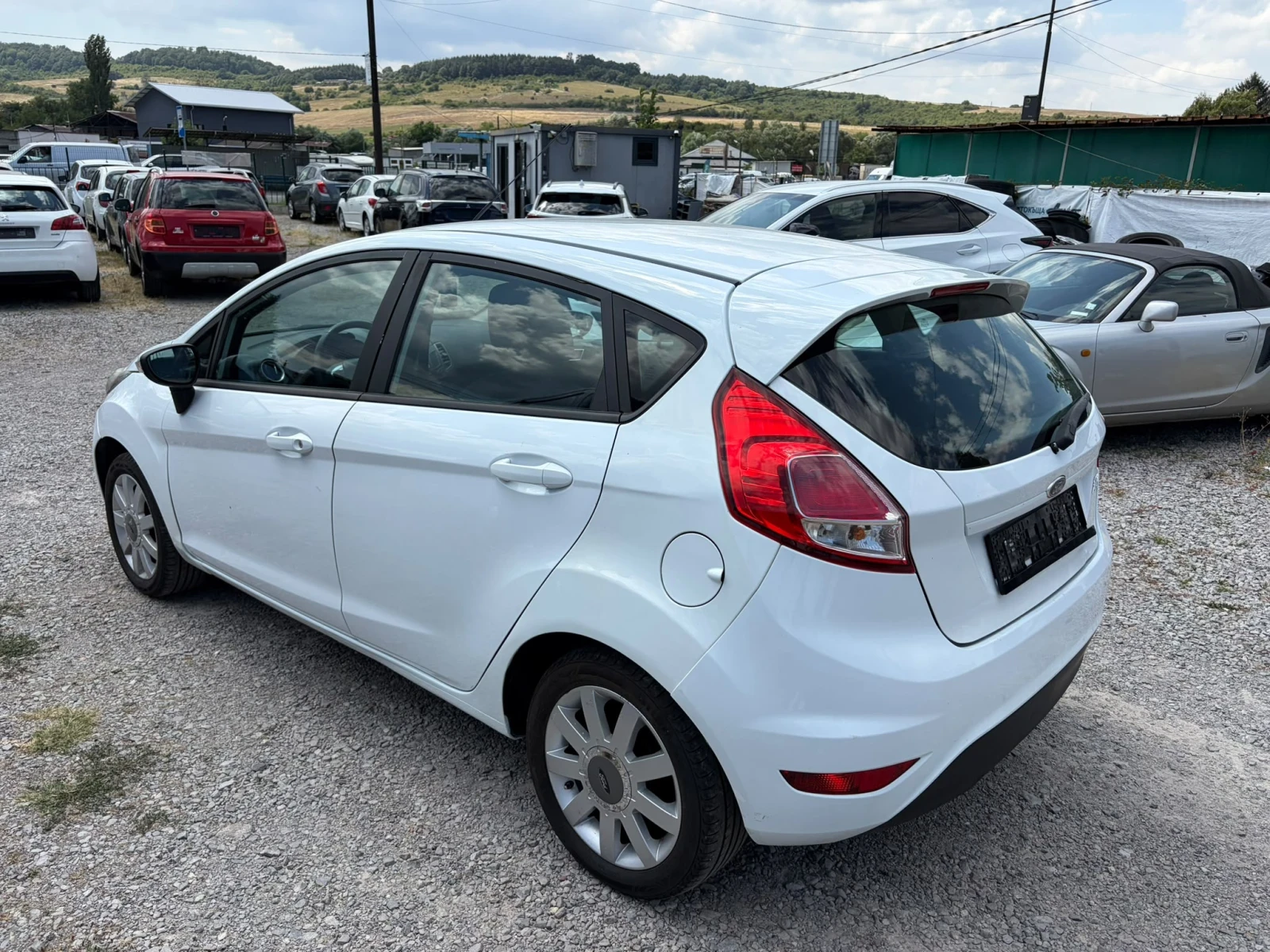 Ford Fiesta, снимка 6 - Автомобили и джипове - 55666431