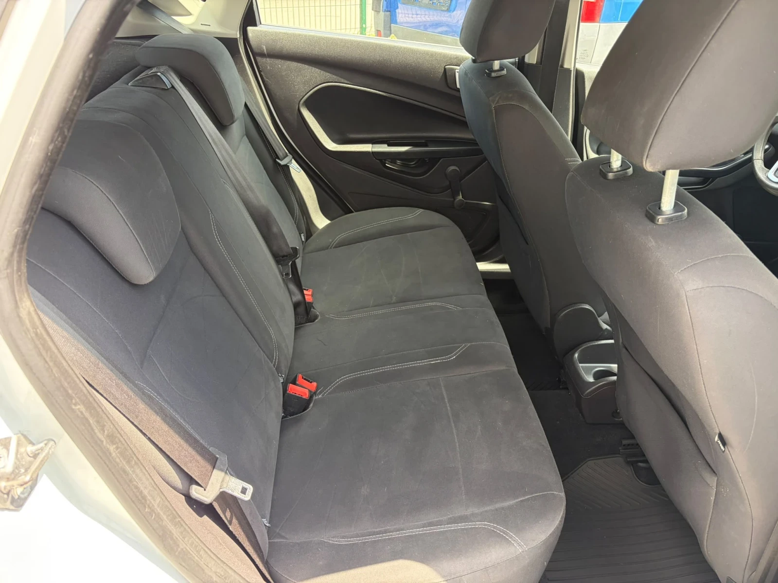 Ford Fiesta, снимка 11 - Автомобили и джипове - 55666431