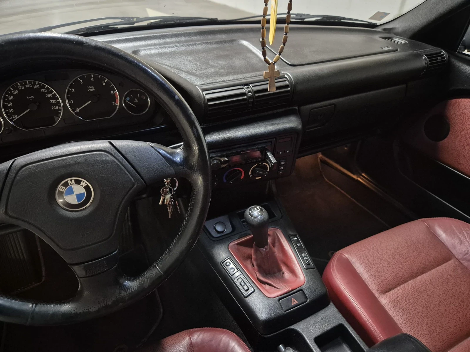 BMW 316 Газ Шпер Климатик, снимка 16 - Автомобили и джипове - 56156406