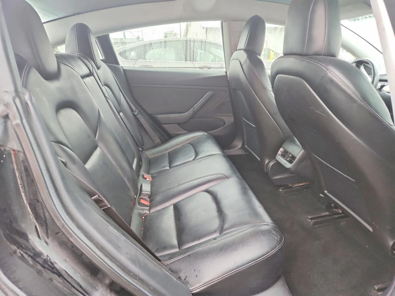 Tesla Model 3, снимка 10 - Автомобили и джипове - 56407155