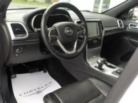 Jeep Grand cherokee OVERLAND* 8ZF* PANO - 25000 лв. / 12782.30 € - 31330237 13